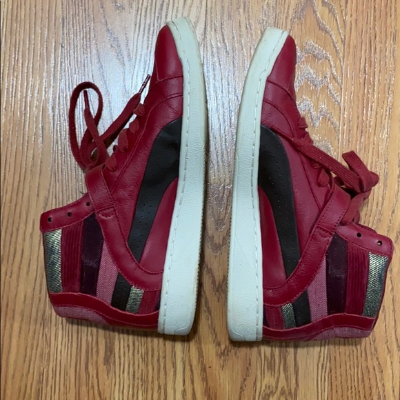 Puma Limited Edition Red High Top Sneakers 7.5 - Picture 3 of 7